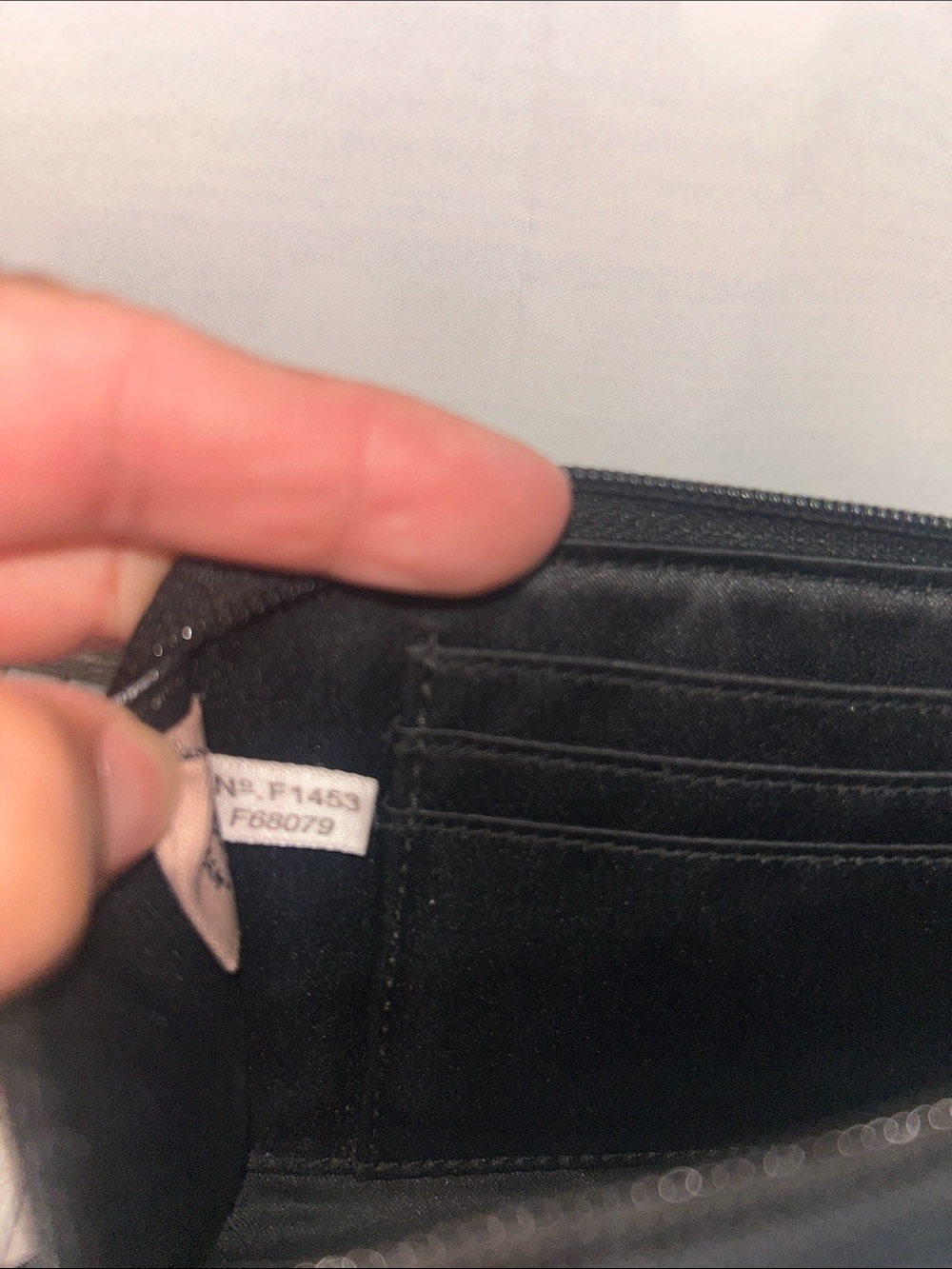 Coach Darcy leather east/west universal wristlet silver/ black F68079 - Picture 5 of 6